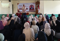 Ratusan Mahasiswa di Brebes Dapat Materi Wawasan Kebangsaan dari Kesbangpol