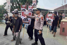Kapolsek Petarukan Pemalang Turun Langsung Pantau Pendaftaran Bakal Calon Kepala Desa Iser