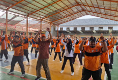 300 Warga Bumiayu Brebes Senam Bersama Anggota DPRD Jawa Tengah