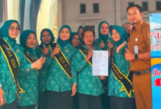 Dekatkan Pelayanan, DPMPTSP Dampingi Anggota PKK Urus NIB