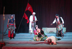 Teater RSPD Tegal Sukses Pentaskan Lakon Mangir, Wakil Wali Kota Tampil Menawan