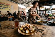 6 Rekomendasi Kupat Blengong Enak di Brebes, Lengkap dengan Alamat dan Harga Terjangkau