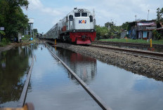 108 Perjalanan Kereta Api Dibatalkan, Imbas Banjir di Pekalongan