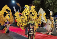 Slawi Night Carnival 2026: Peserta Pukau Warga Tegal dengan Kostum 12 Kg