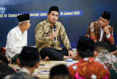 Wagub Jateng Pastikan Kelayakan Fasilitas Bagi Pengungsi Banjir di Pekalongan