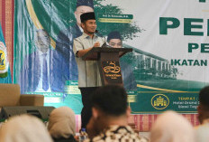 Bupati Tegal Ischak Maulana Rohman Hadiri Pengukuhan IKA UNJ Jateng