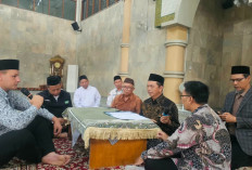 WNA Asal Hungaria Robert Ver Jadi Mualaf di Slawi, Ucapkan Syahadat di Kantor MUI Kabupaten Tegal